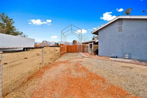 10304 E Avenue S14 Ave, Littlerock, CA 93543 photo 4