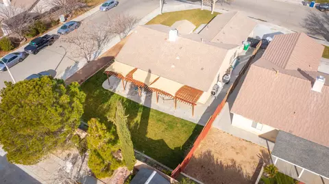 6132 Treehaven Ct, Lancaster, CA 93536 photo 29