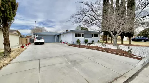 44708 Stanridge Ave, Lancaster, CA 93535 photo 5