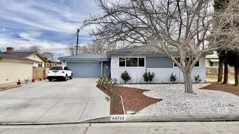 44708 Stanridge Ave, Lancaster, CA 93535 photo 2