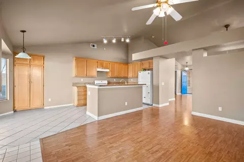 43412 E 32nd St, Lancaster, CA 93535 photo 9