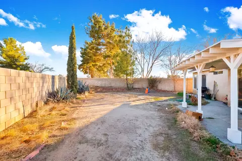 43412 E 32nd St, Lancaster, CA 93535 photo 36