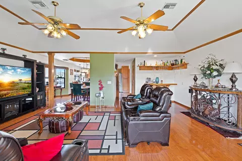 2568 Still Meadow Ln, Lancaster, CA 93536 photo 23