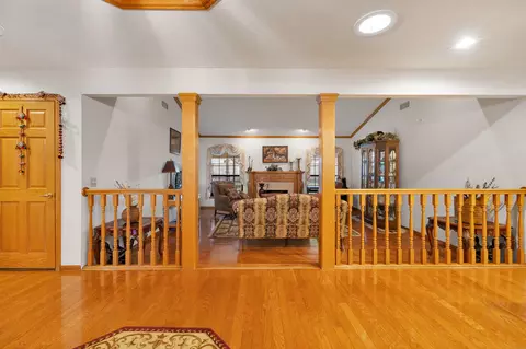 2568 Still Meadow Ln, Lancaster, CA 93536 photo 8