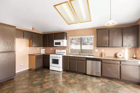 36940 Atka Ct, Palmdale, CA 93552 photo 17