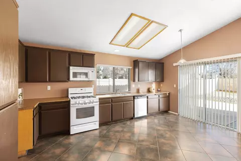 36940 Atka Ct, Palmdale, CA 93552 photo 18