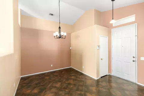 36940 Atka Ct, Palmdale, CA 93552 photo 5