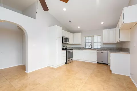 38159 43rd St E, Palmdale, CA 93552 photo 6