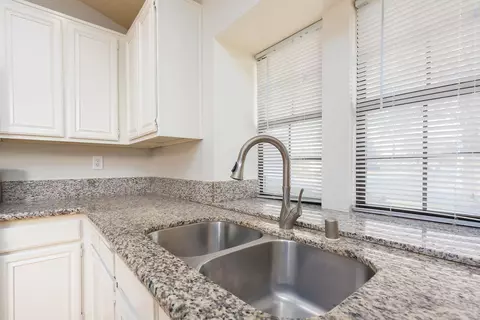 38159 43rd St E, Palmdale, CA 93552 photo 5