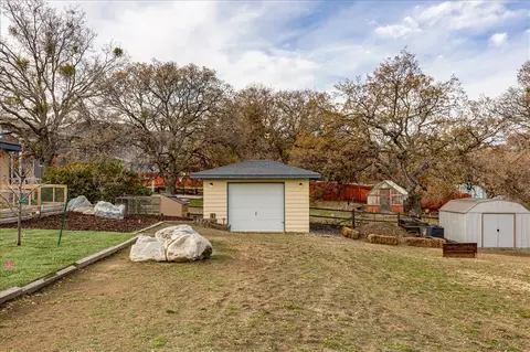 22700 Fran Dr, Tehachapi, CA 93561 photo 39