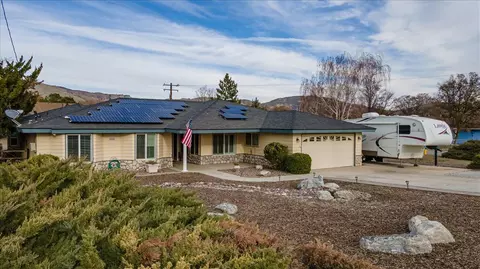 22700 Fran Dr, Tehachapi, CA 93561 photo 1