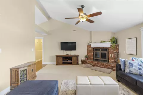 22700 Fran Dr, Tehachapi, CA 93561 photo 8