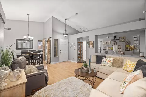44309 Freer Way, Lancaster, CA 93536 photo 6