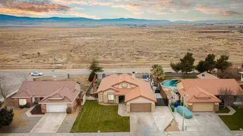 44309 Freer Way, Lancaster, CA 93536 photo 3