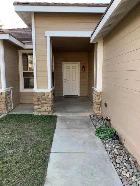 43339 Windrose Ln, Lancaster, CA 93536 photo 4