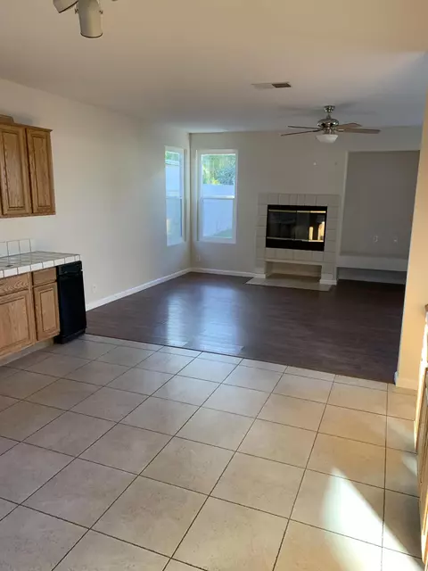 43339 Windrose Ln, Lancaster, CA 93536 photo 11