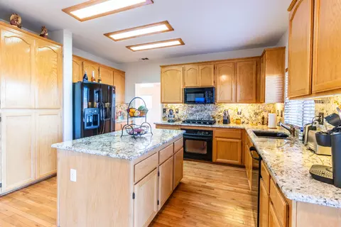 4033 Grandview Dr, Palmdale, CA 93551 photo 15