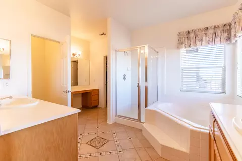 4033 Grandview Dr, Palmdale, CA 93551 photo 23