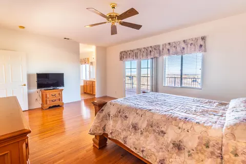 4033 Grandview Dr, Palmdale, CA 93551 photo 19