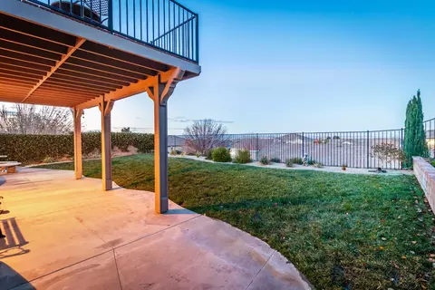 4033 Grandview Dr, Palmdale, CA 93551 photo 44