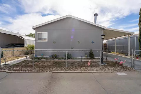 45465 25th St E #217, Lancaster, CA 93535 photo 1