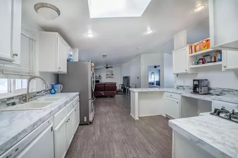 45465 25th St E #217, Lancaster, CA 93535 photo 12