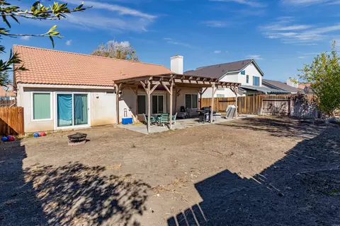 2114 Beechwood St, Lancaster, CA 93535 photo 28