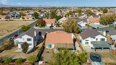 2114 Beechwood St, Lancaster, CA 93535 photo 33