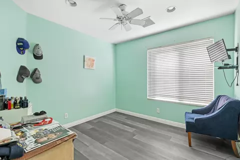 2114 Beechwood St, Lancaster, CA 93535 photo 20