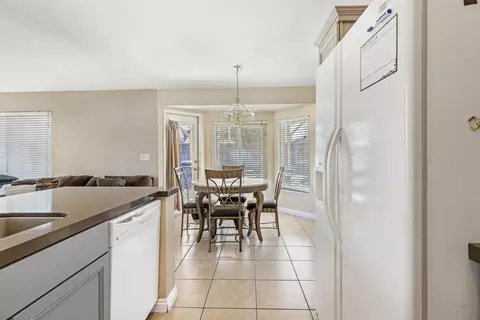 2114 Beechwood St, Lancaster, CA 93535 photo 12