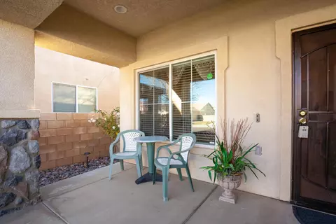 2034 Minter Way, Lancaster, CA 93536 photo 3