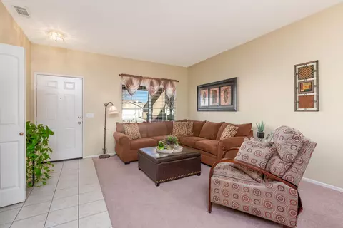 2034 Minter Way, Lancaster, CA 93536 photo 5