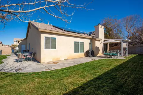 2034 Minter Way, Lancaster, CA 93536 photo 24