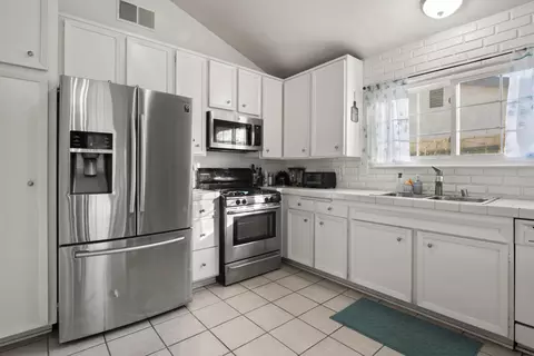 44021 Gingham Ave, Lancaster, CA 93535 photo 12