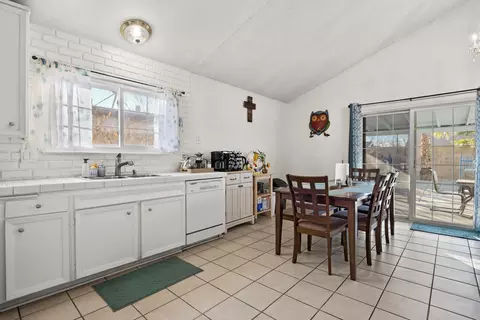 44021 Gingham Ave, Lancaster, CA 93535 photo 11