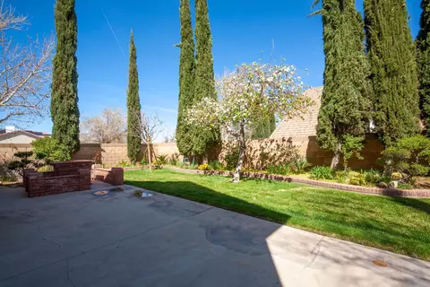 1003 E Ave J 10, Lancaster, CA 93535 photo 8