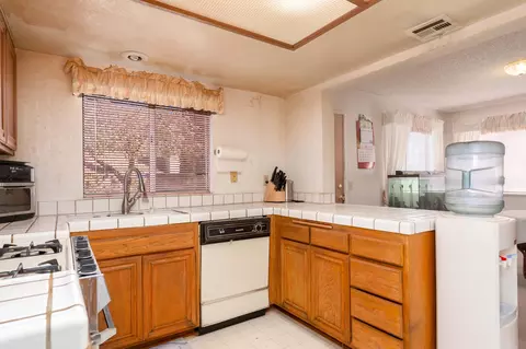 1003 E Ave J 10, Lancaster, CA 93535 photo 20