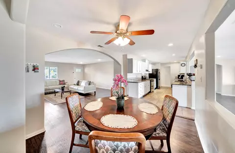 315 Lago Lindo Rd E, Palmdale, CA 93550 photo 7