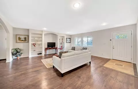 315 Lago Lindo Rd E, Palmdale, CA 93550 photo 6