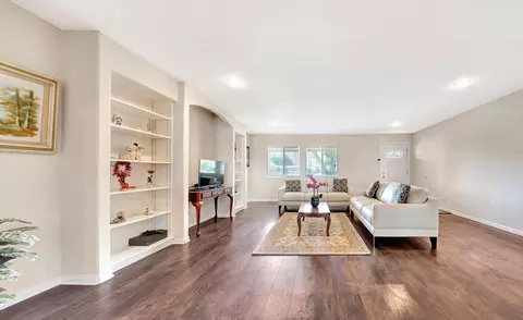 315 Lago Lindo Rd E, Palmdale, CA 93550 photo 9