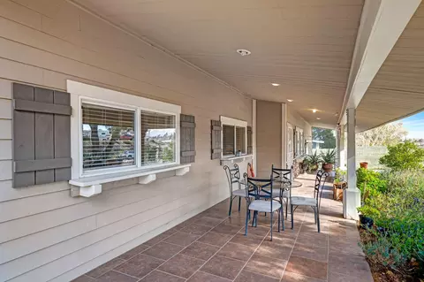 315 Lago Lindo Rd E, Palmdale, CA 93550 photo 38