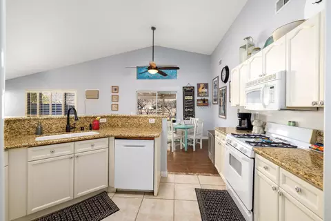 42260 Blueflax Ave, Lancaster, CA 93536 photo 23
