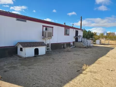 4273 Backus Rd, Mojave, CA 93501 photo 11