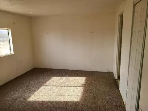 4273 Backus Rd, Mojave, CA 93501 photo 6