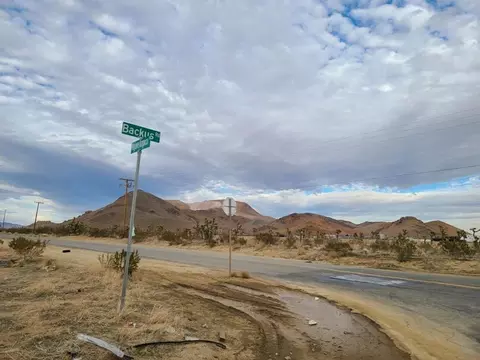 4273 Backus Rd, Mojave, CA 93501 photo 14