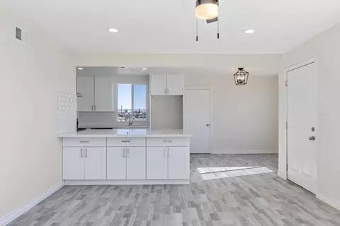 3261 Ave H10 E, Lancaster, CA 93535 photo 2