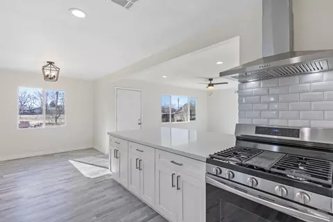 3261 Ave H10 E, Lancaster, CA 93535 photo 8