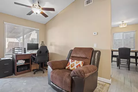 37710 52nd St E St, Palmdale, CA 93552 photo 8