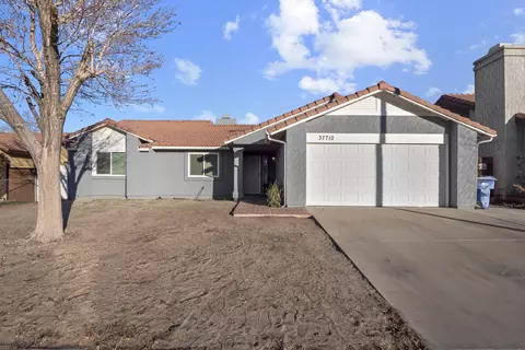 37710 52nd St E St, Palmdale, CA 93552 photo 3