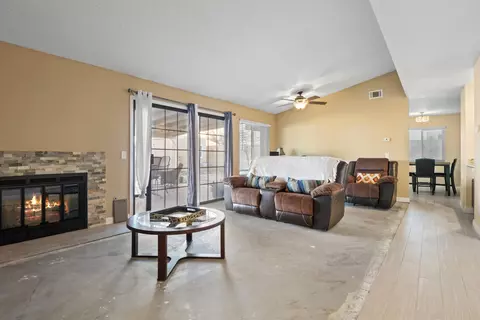 37710 52nd St E St, Palmdale, CA 93552 photo 5